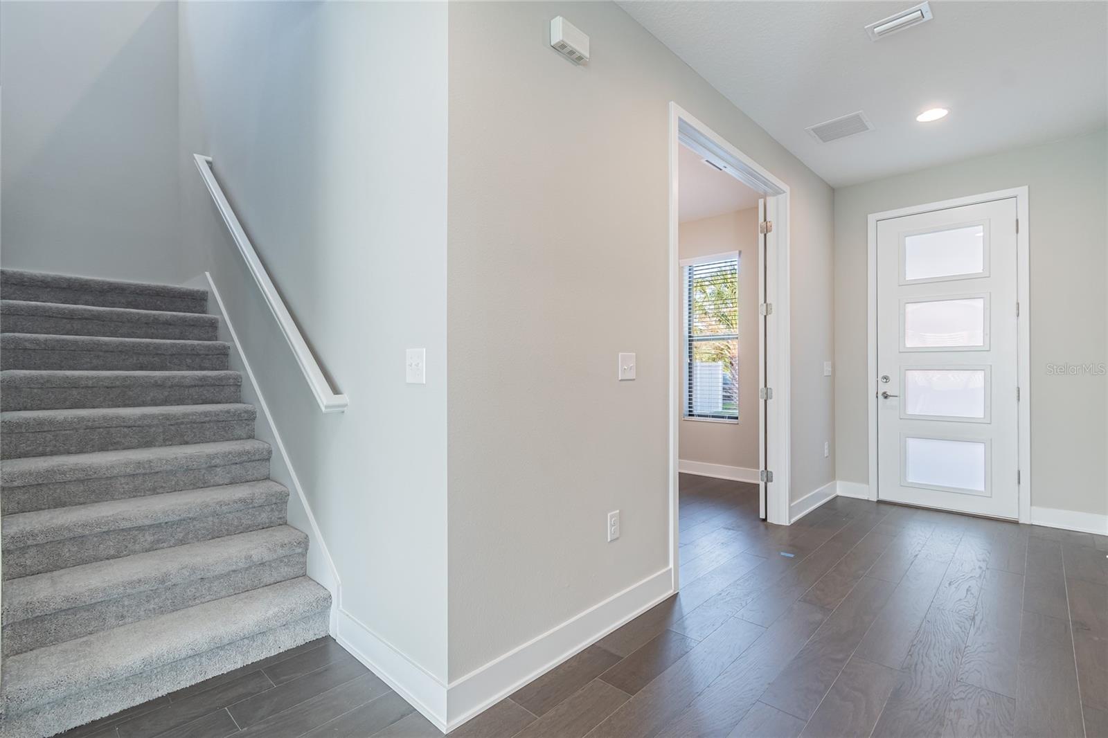 707 W FRIBLEY ST, TAMPA, FL, 33603