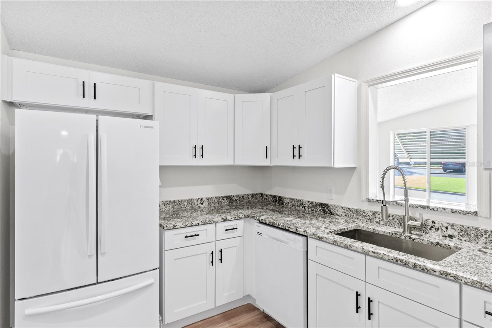 1616 BAYHILL DR, LADY LAKE, FL, 32159