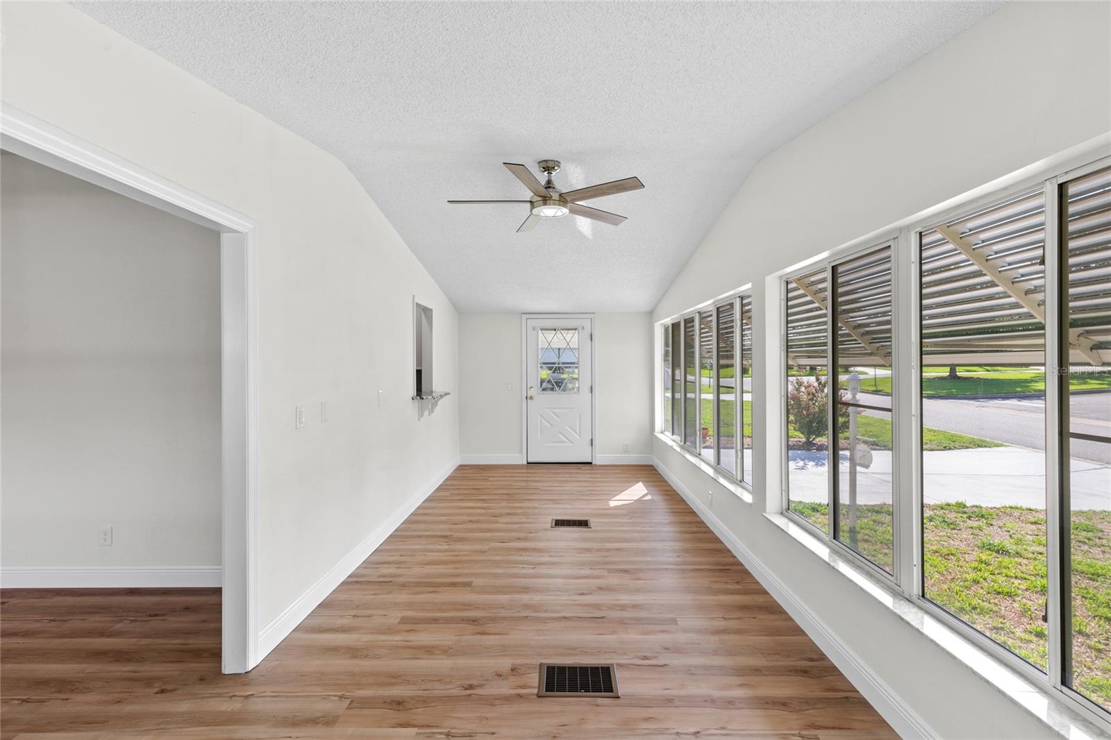 1616 BAYHILL DR, LADY LAKE, FL, 32159