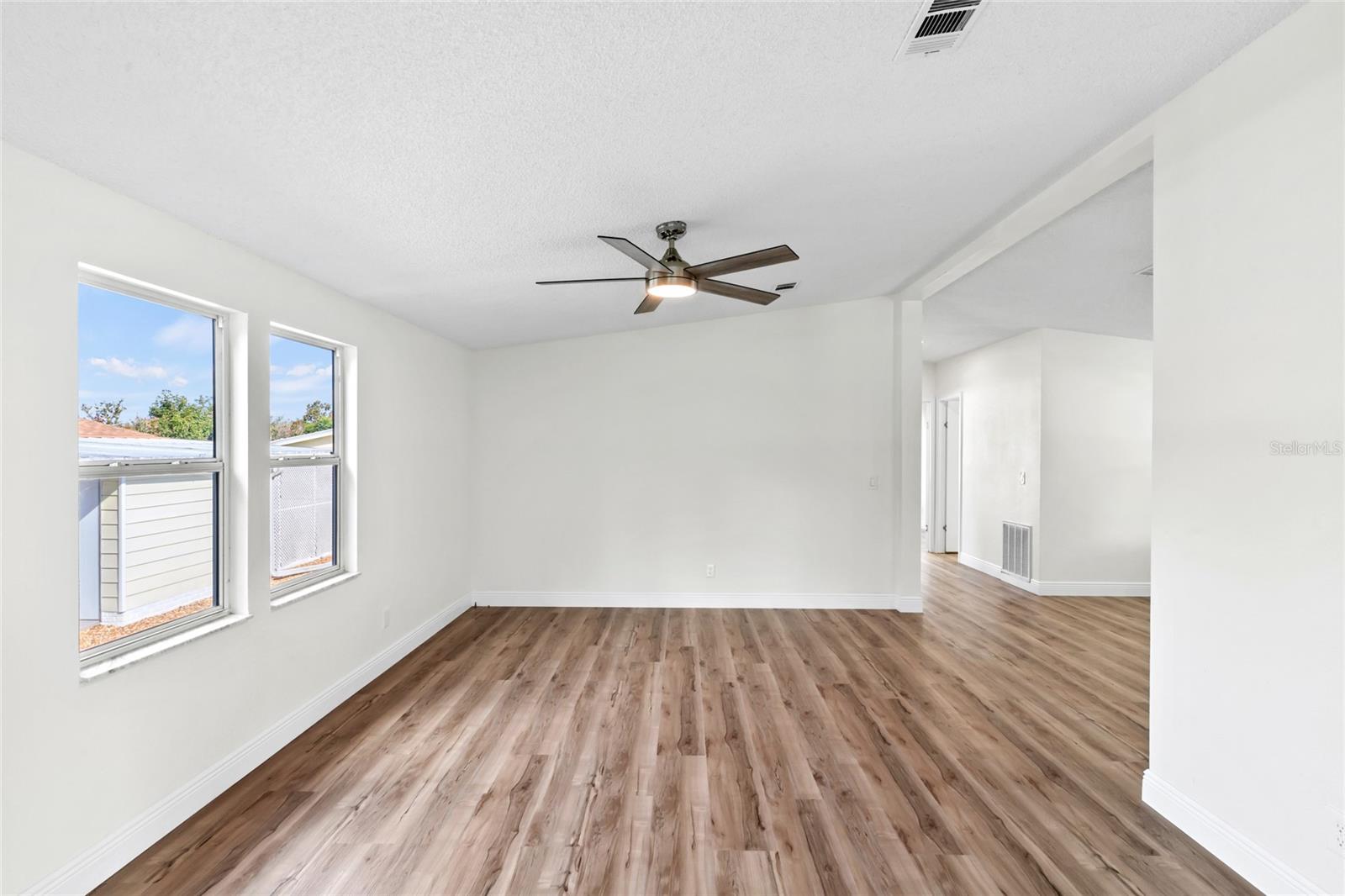 1616 BAYHILL DR, LADY LAKE, FL, 32159