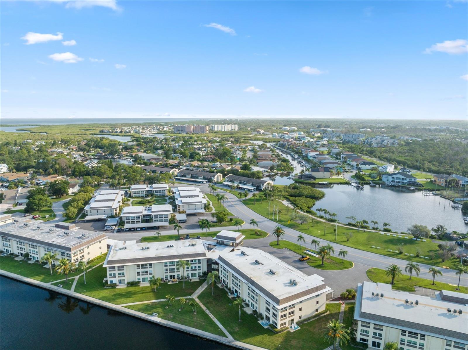 4632 MARINE PKWY #305, NEW PORT RICHEY, FL, 34652