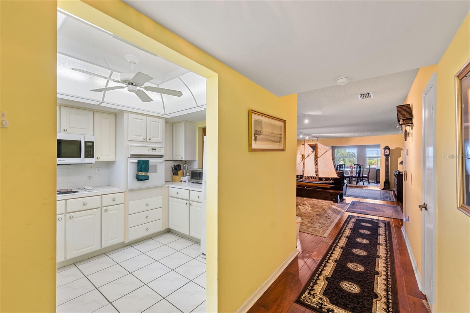 4632 MARINE PKWY #305, NEW PORT RICHEY, FL, 34652