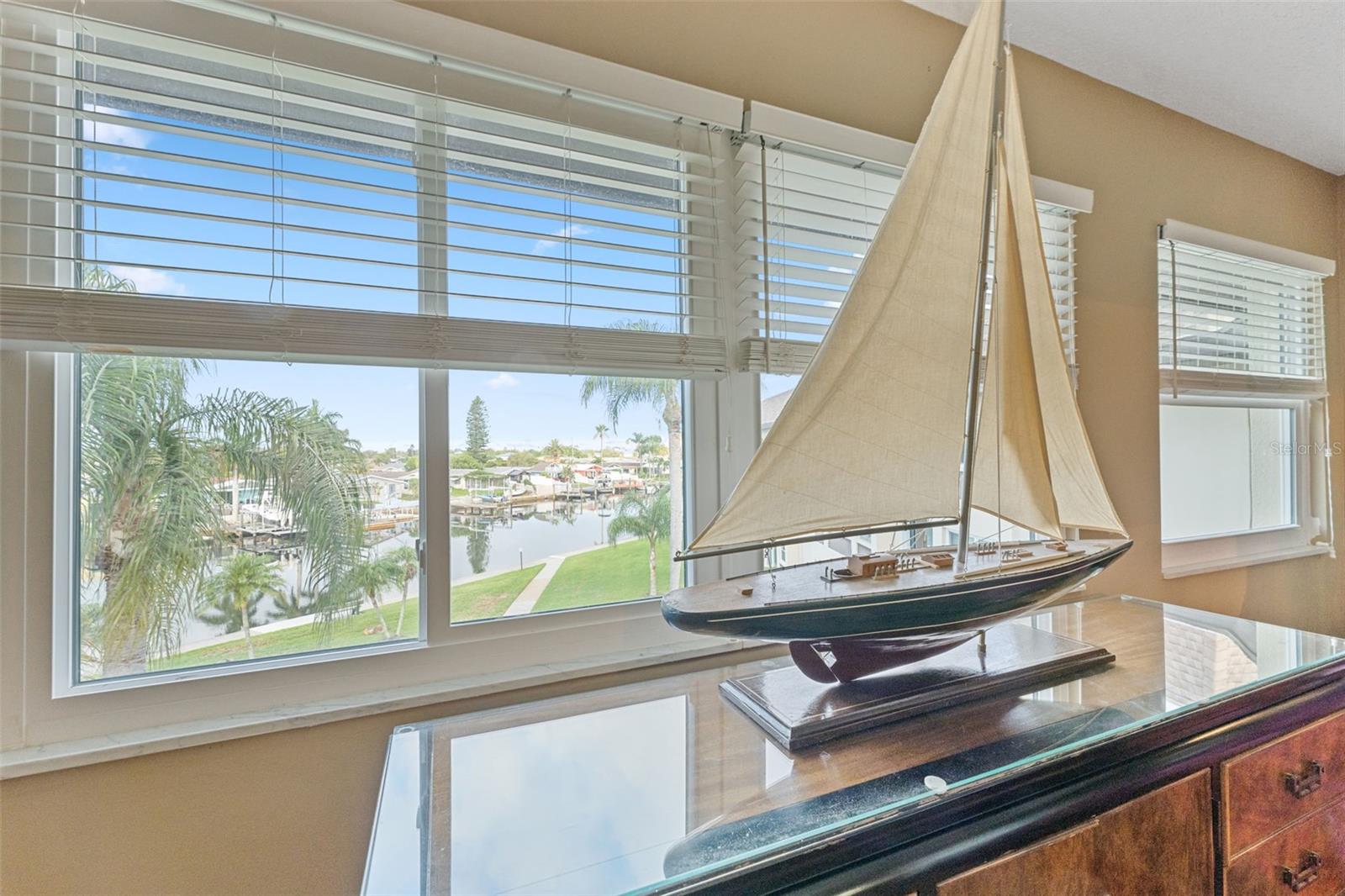 4632 MARINE PKWY #305, NEW PORT RICHEY, FL, 34652