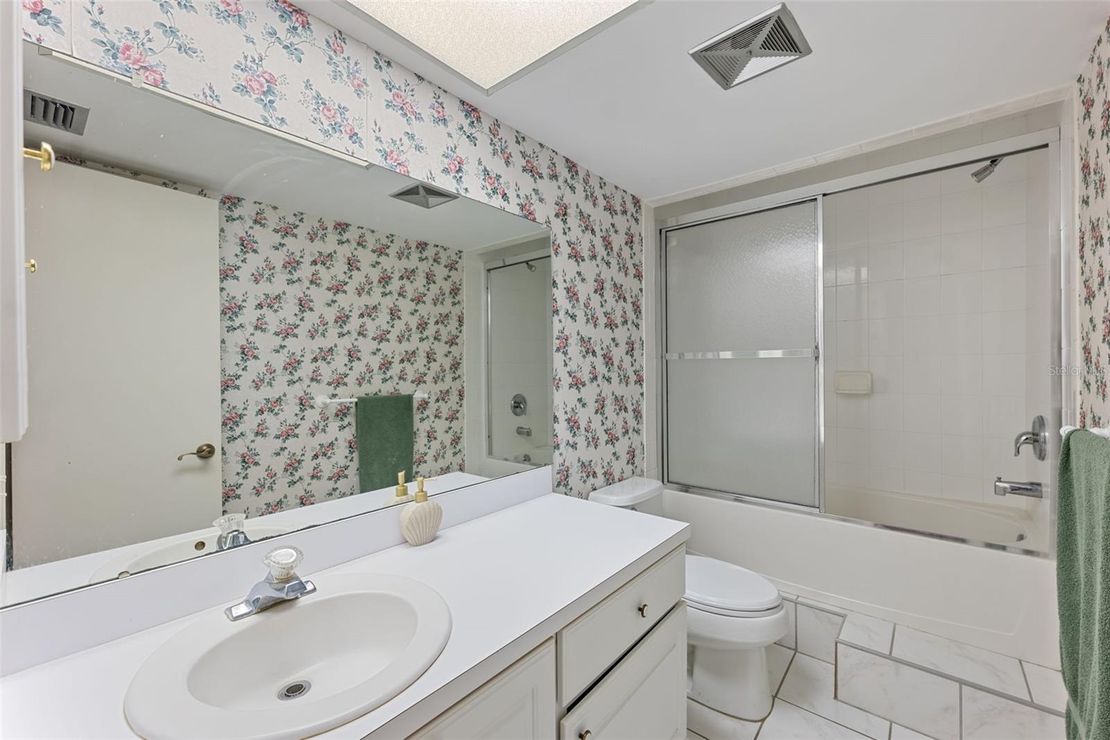 4632 MARINE PKWY #305, NEW PORT RICHEY, FL, 34652