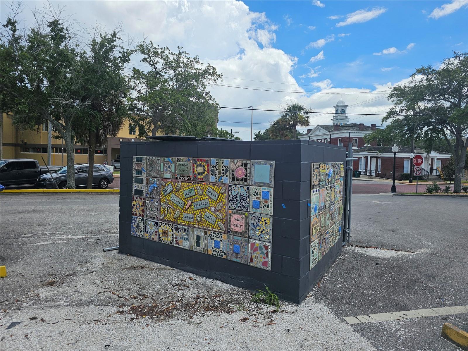 106 E TARPON AVE, TARPON SPRINGS, FL, 34689