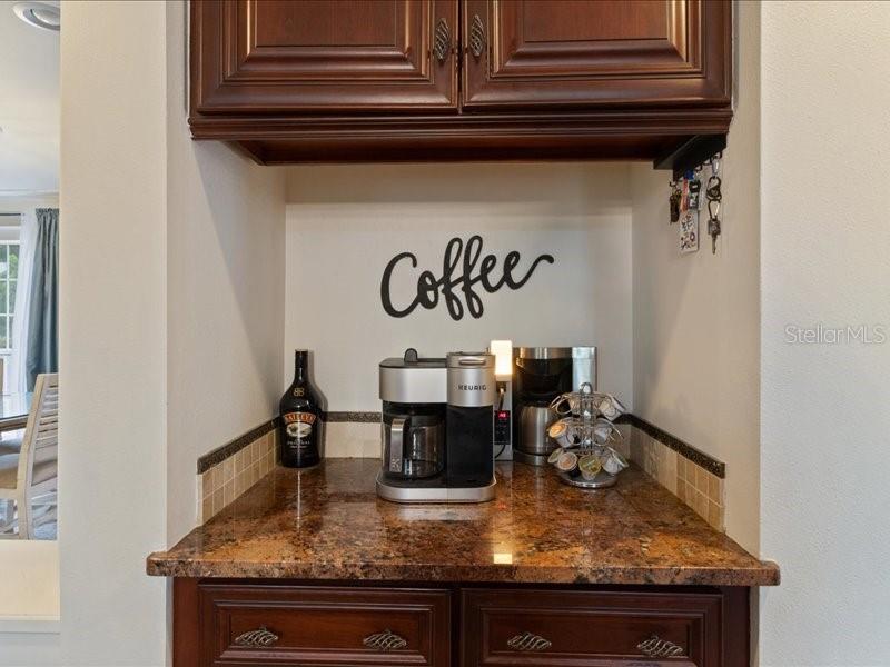 2065 SW 37TH STREET RD, OCALA, FL, 34471