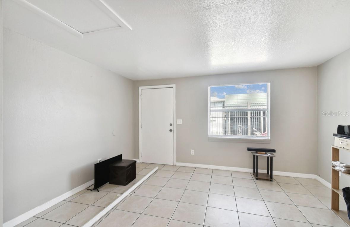 4507 E GIDDENS AVE, TAMPA, FL, 33610