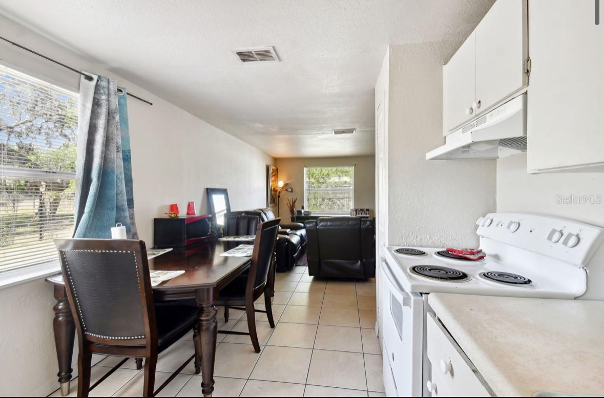 4507 E GIDDENS AVE, TAMPA, FL, 33610