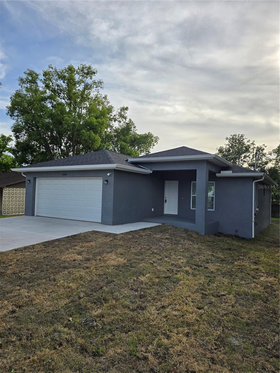 1005 N PARK RD, PLANT CITY, FL, 33563