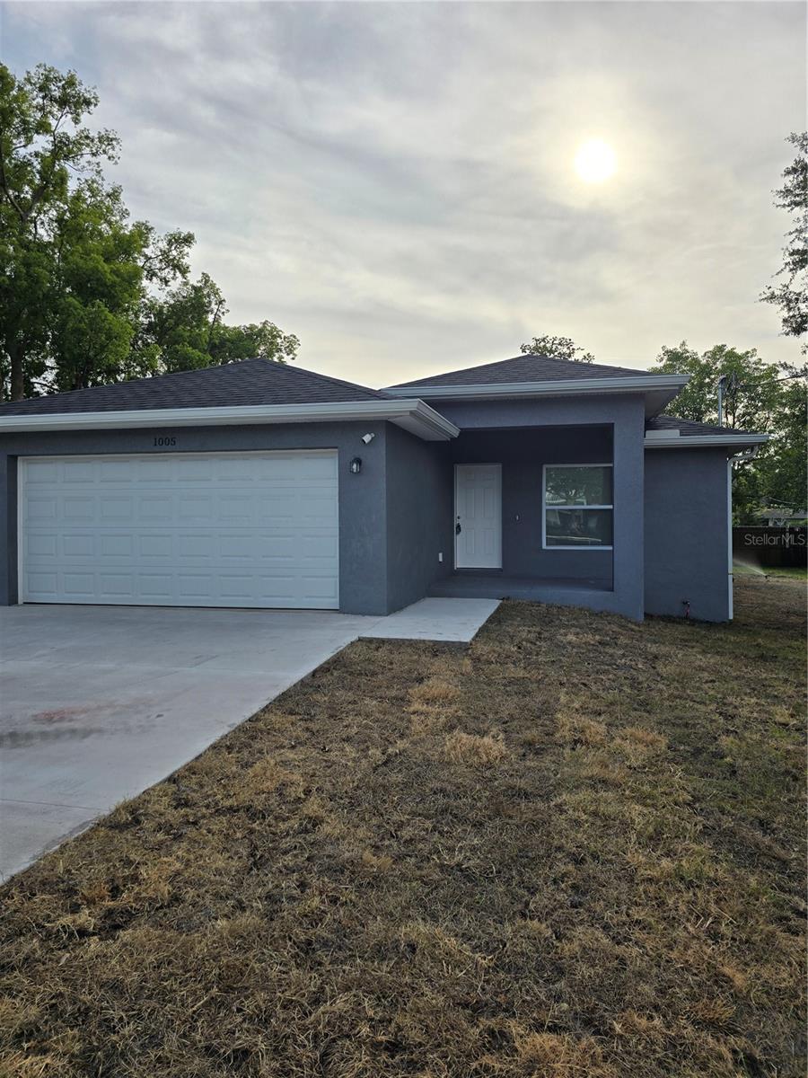 1005 N PARK RD, PLANT CITY, FL, 33563