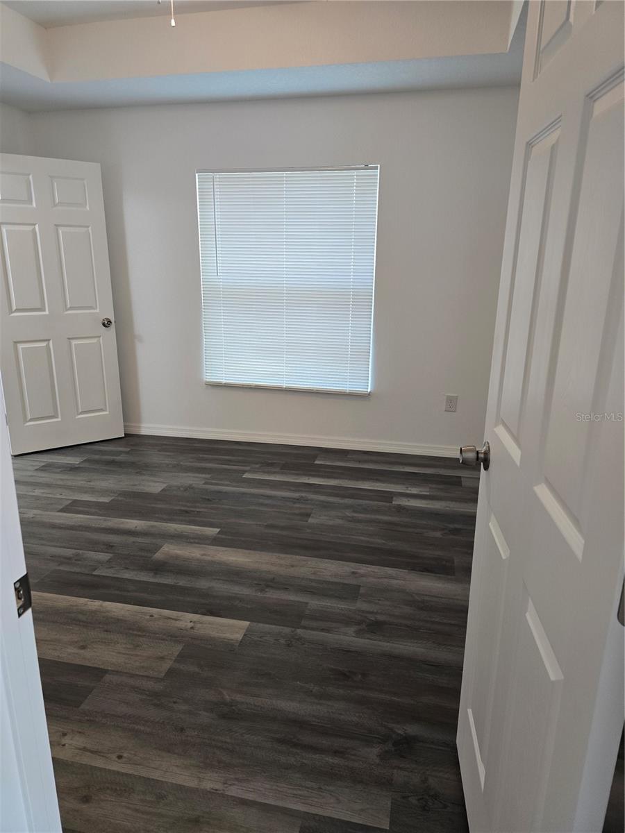 1005 N PARK RD, PLANT CITY, FL, 33563