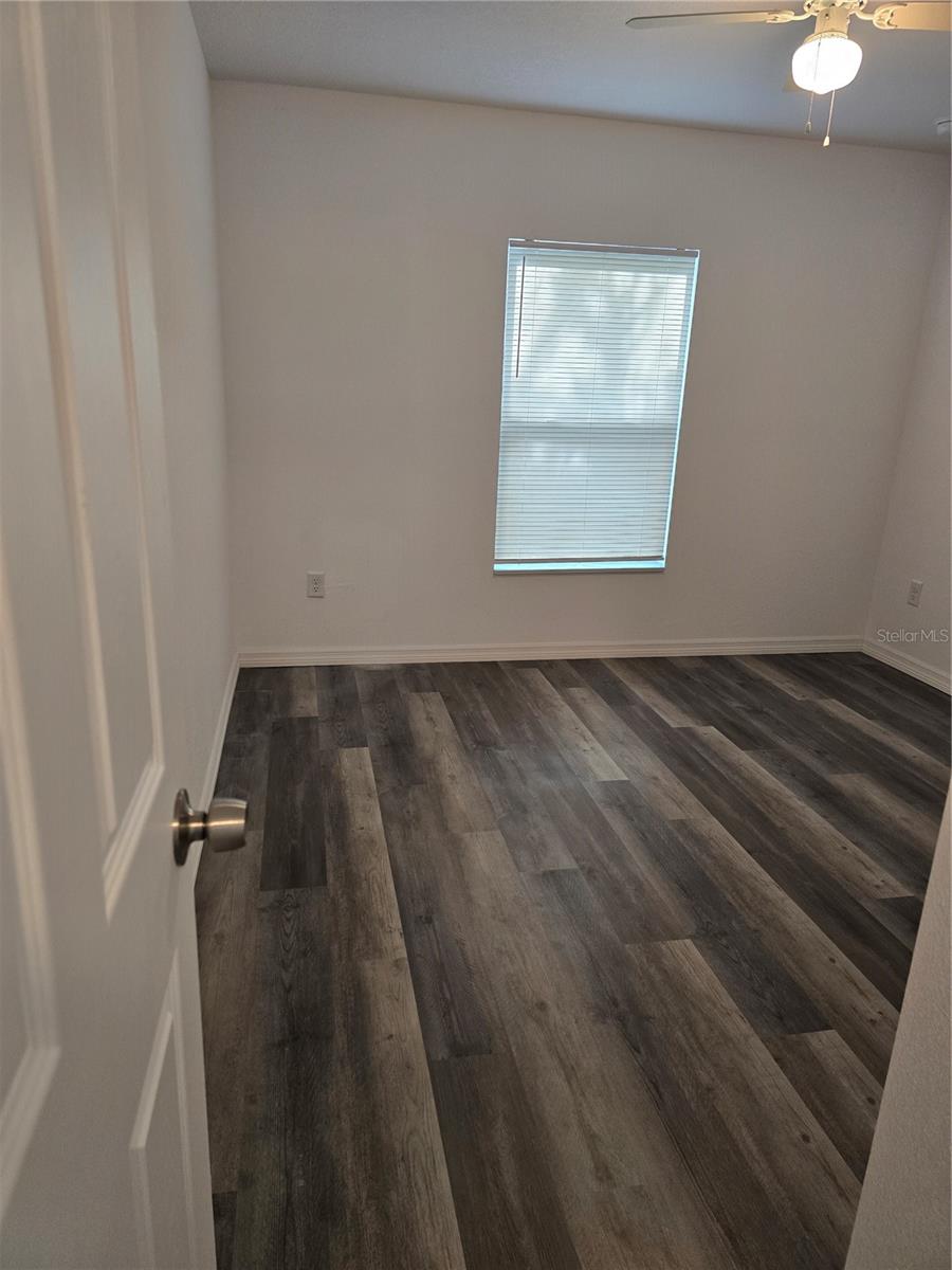 1005 N PARK RD, PLANT CITY, FL, 33563