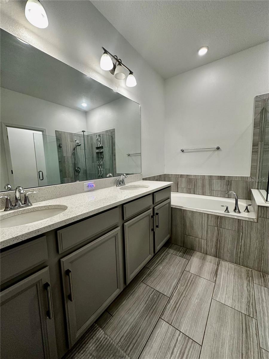 12351 NORTHOVER LOOP, ORLANDO, FL, 32824