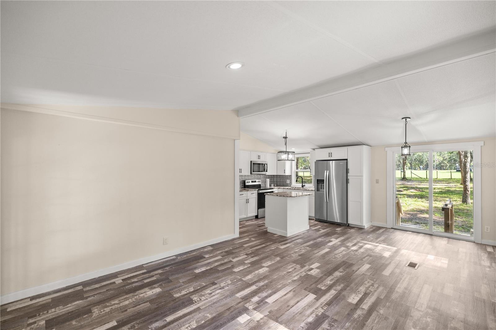 8328 SE 180TH AVENUE RD, OCKLAWAHA, FL, 32179