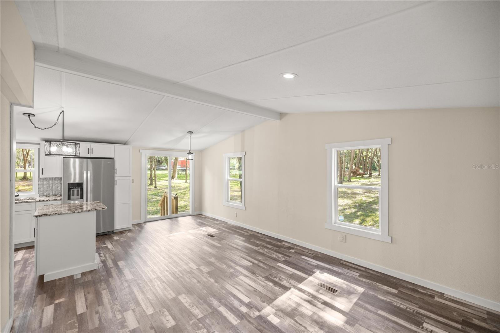 8328 SE 180TH AVENUE RD, OCKLAWAHA, FL, 32179