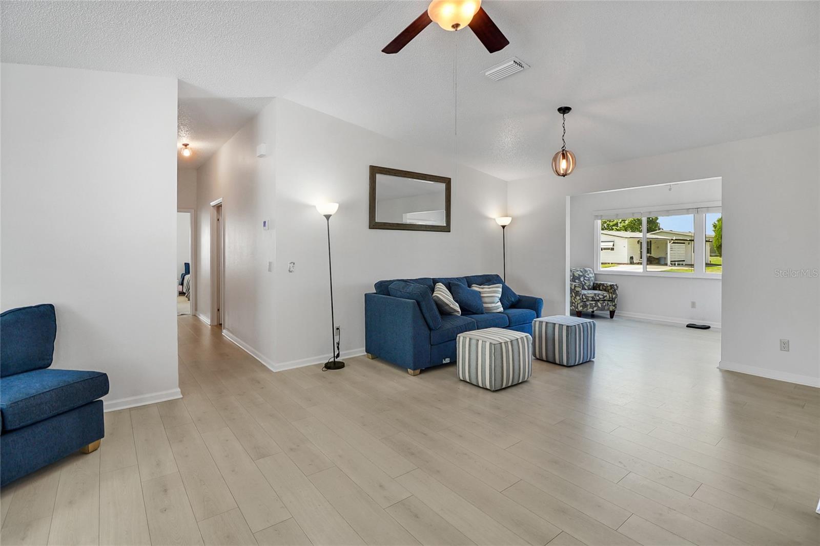 1104 PARADISE DR, THE VILLAGES, FL, 32159