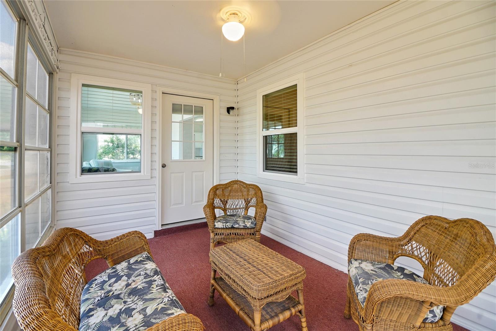 1104 PARADISE DR, THE VILLAGES, FL, 32159
