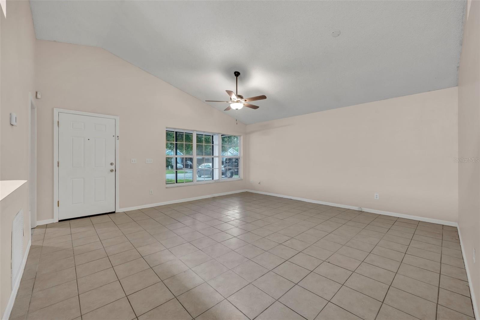2519 WOODS EDGE CIR, ORLANDO, FL, 32817