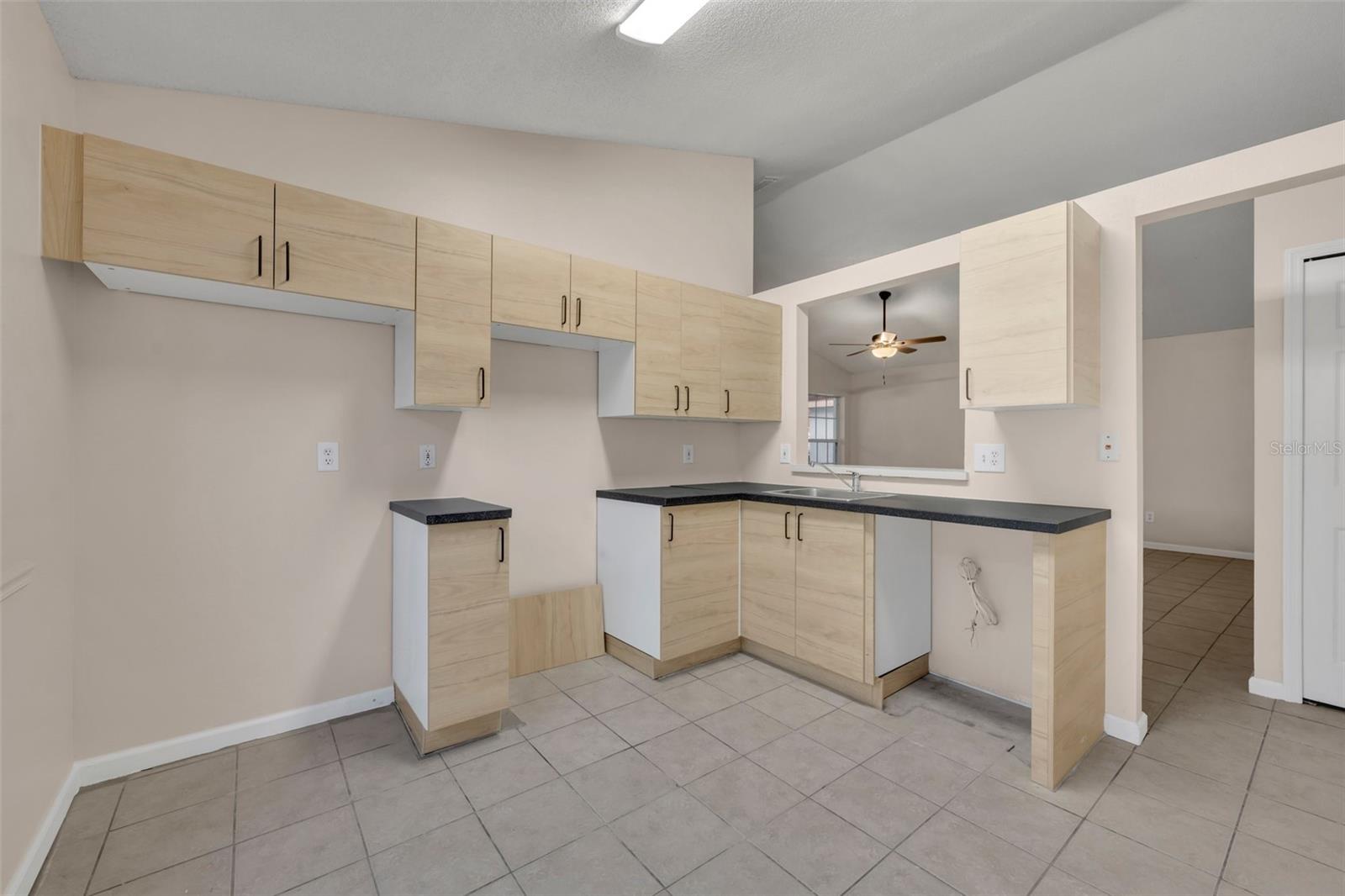 2519 WOODS EDGE CIR, ORLANDO, FL, 32817