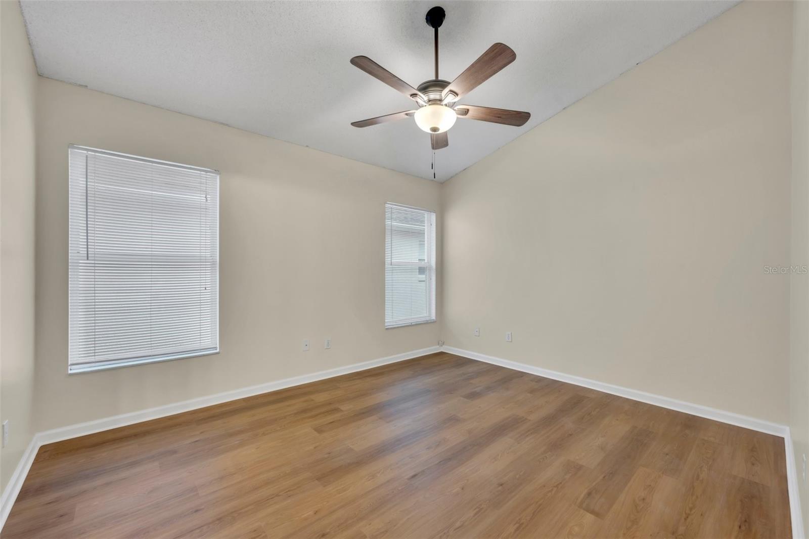 2519 WOODS EDGE CIR, ORLANDO, FL, 32817