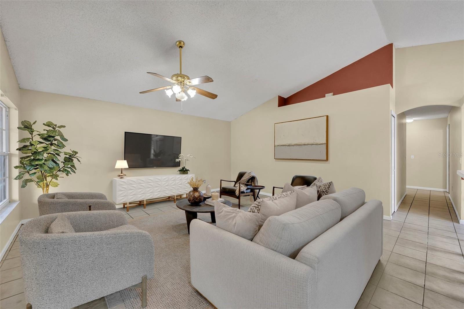 2519 WOODS EDGE CIR, ORLANDO, FL, 32817