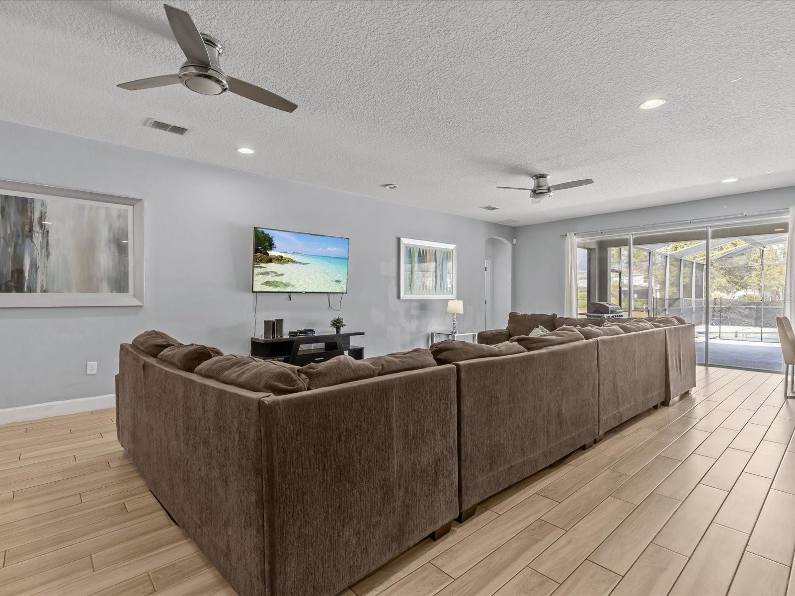 6012 OAK GREEN LOOP, DAVENPORT, FL, 33837