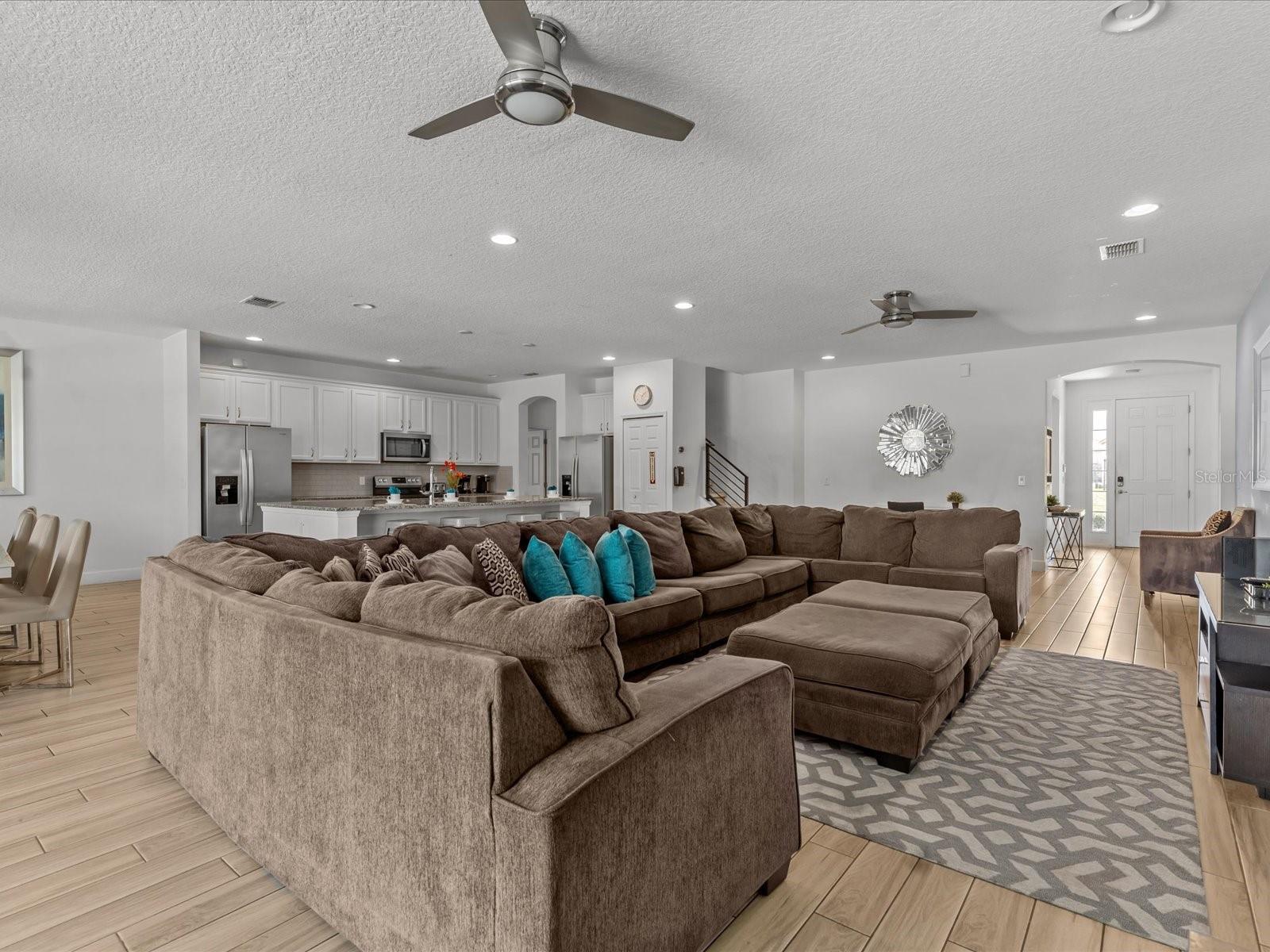6012 OAK GREEN LOOP, DAVENPORT, FL, 33837