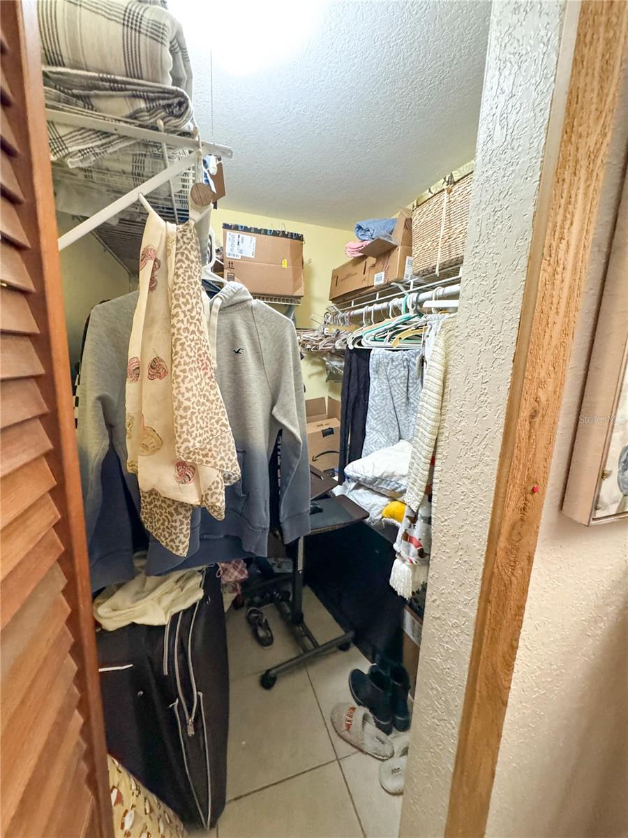 421 10TH AVE N, ST PETERSBURG, FL, 33701