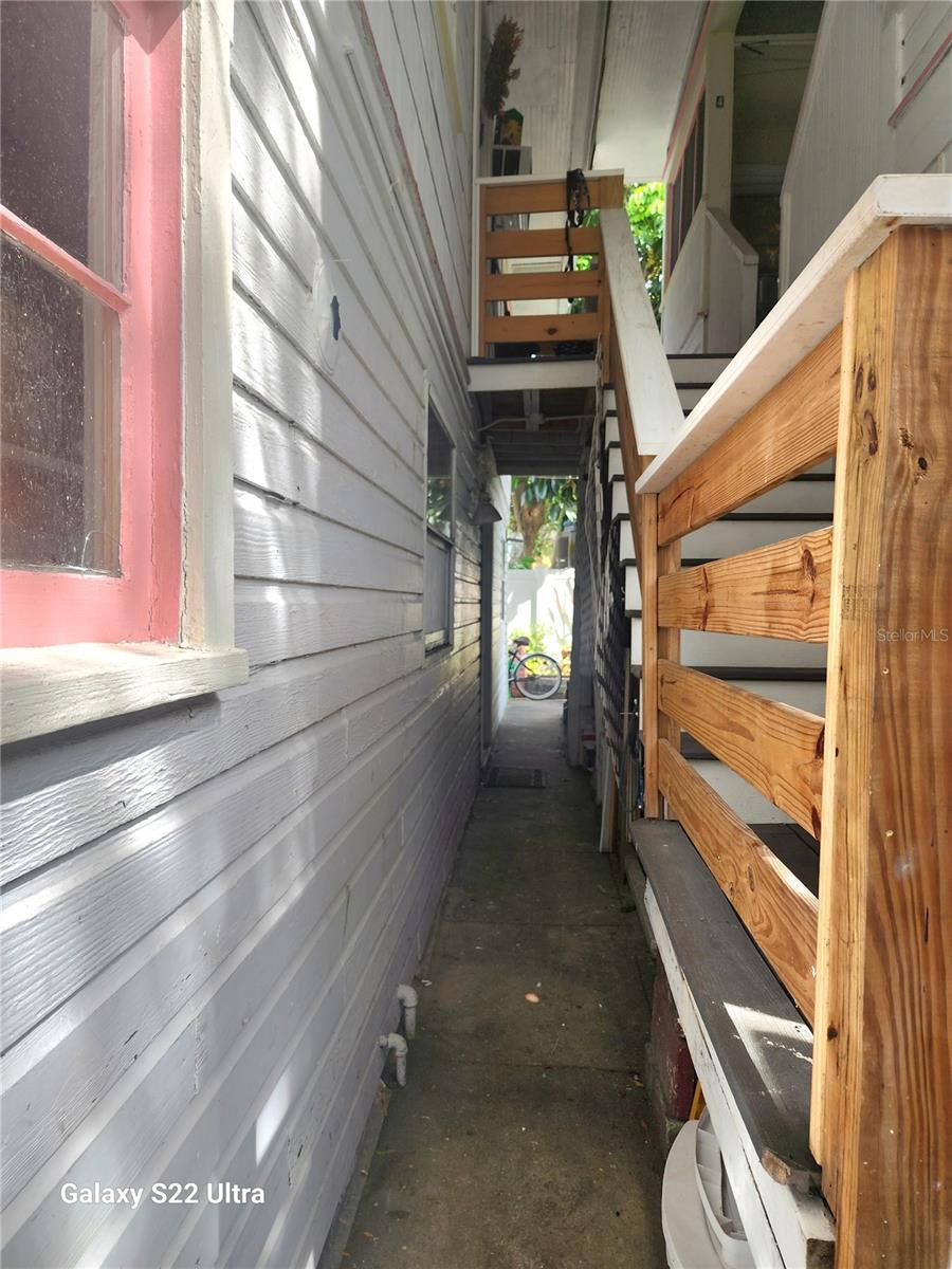 421 10TH AVE N, ST PETERSBURG, FL, 33701