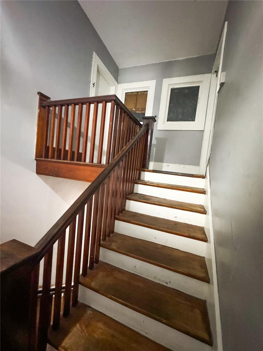 421 10TH AVE N, ST PETERSBURG, FL, 33701