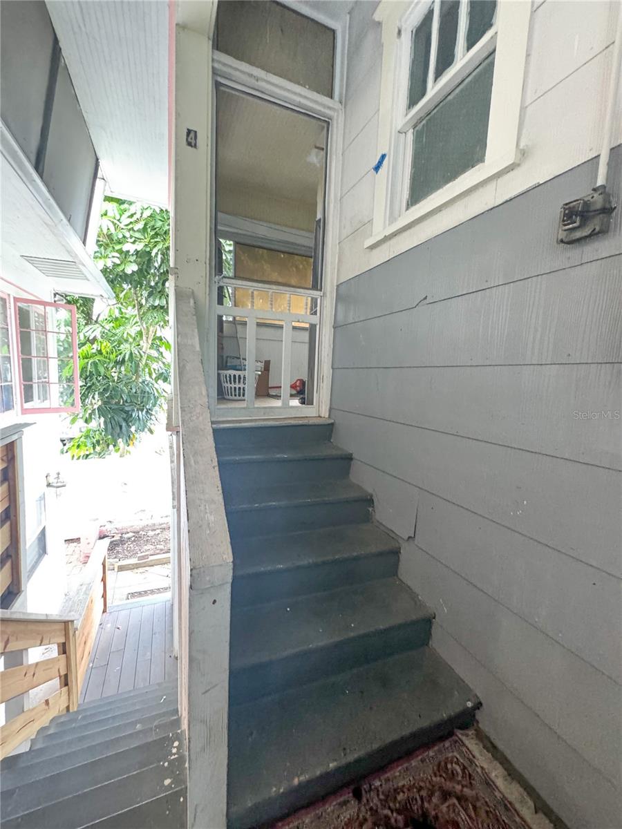 421 10TH AVE N, ST PETERSBURG, FL, 33701