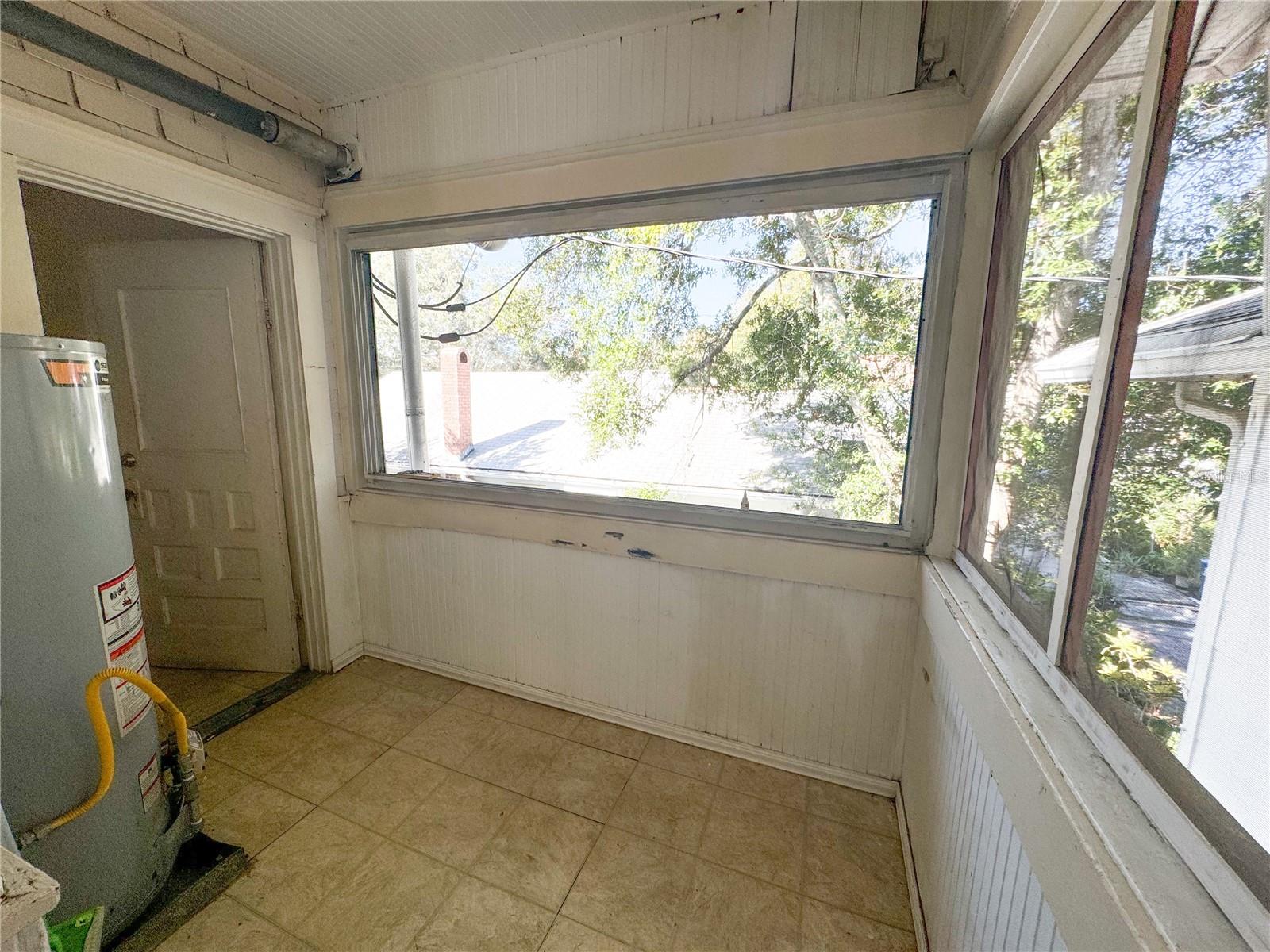 421 10TH AVE N, ST PETERSBURG, FL, 33701