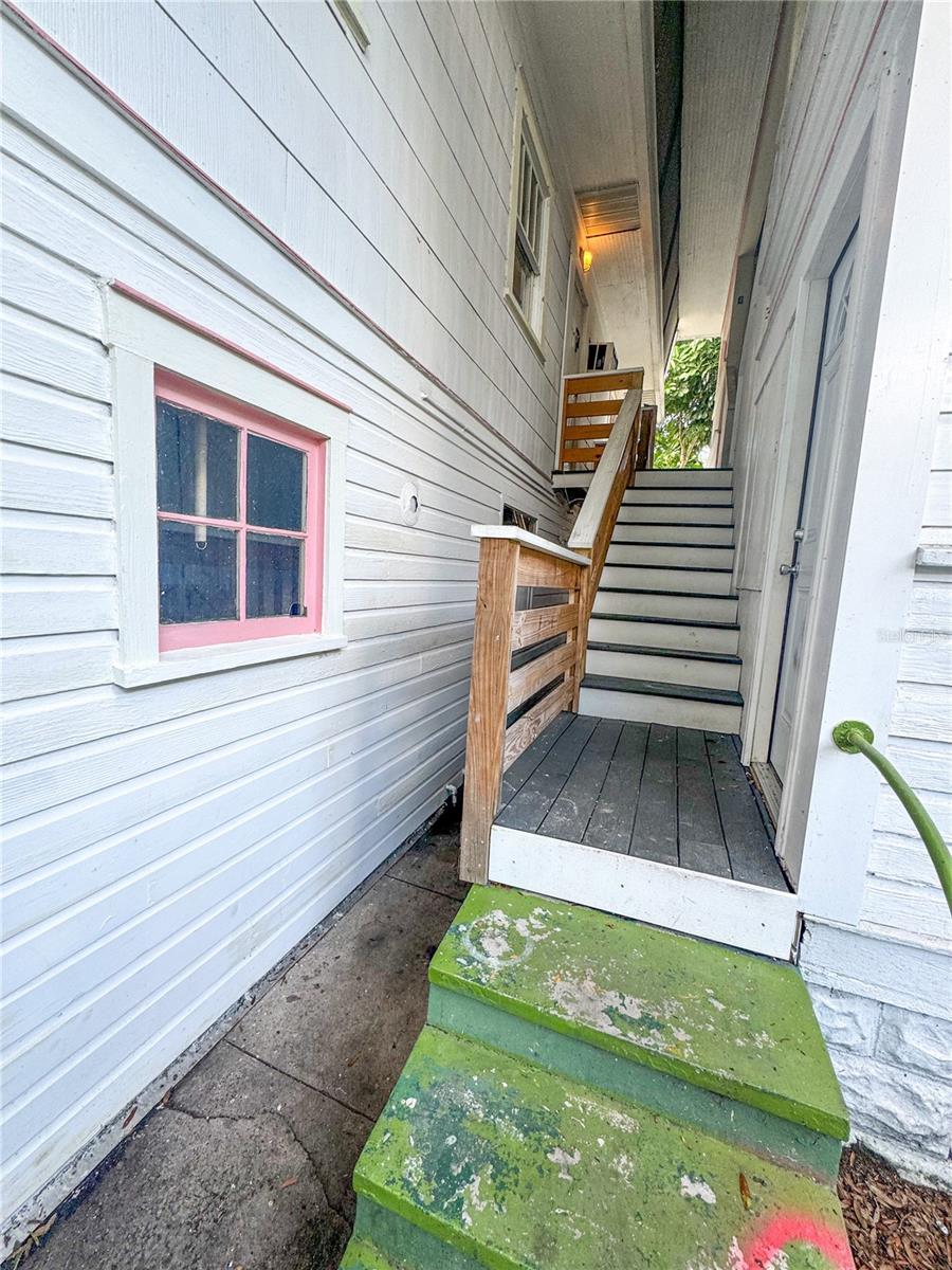 421 10TH AVE N, ST PETERSBURG, FL, 33701