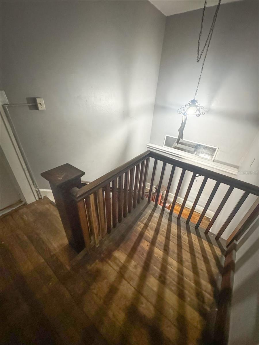 421 10TH AVE N, ST PETERSBURG, FL, 33701