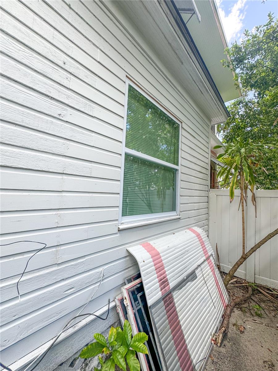 421 10TH AVE N, ST PETERSBURG, FL, 33701