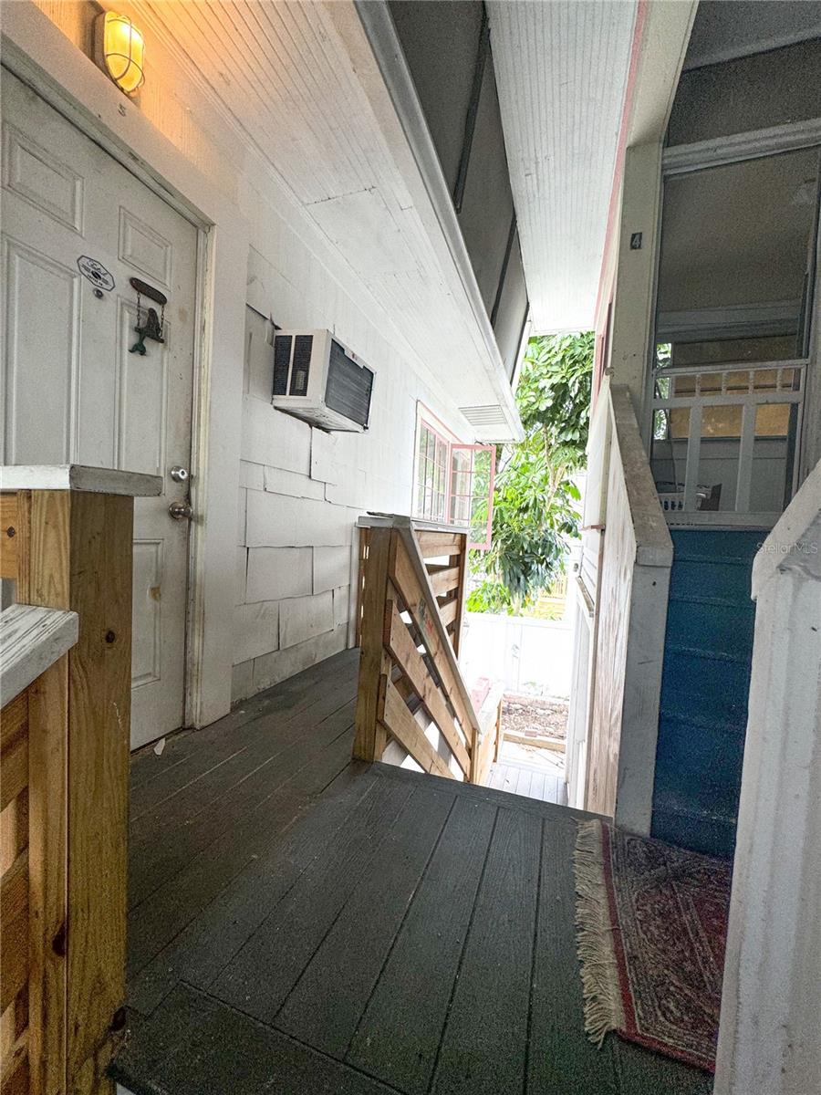 421 10TH AVE N, ST PETERSBURG, FL, 33701