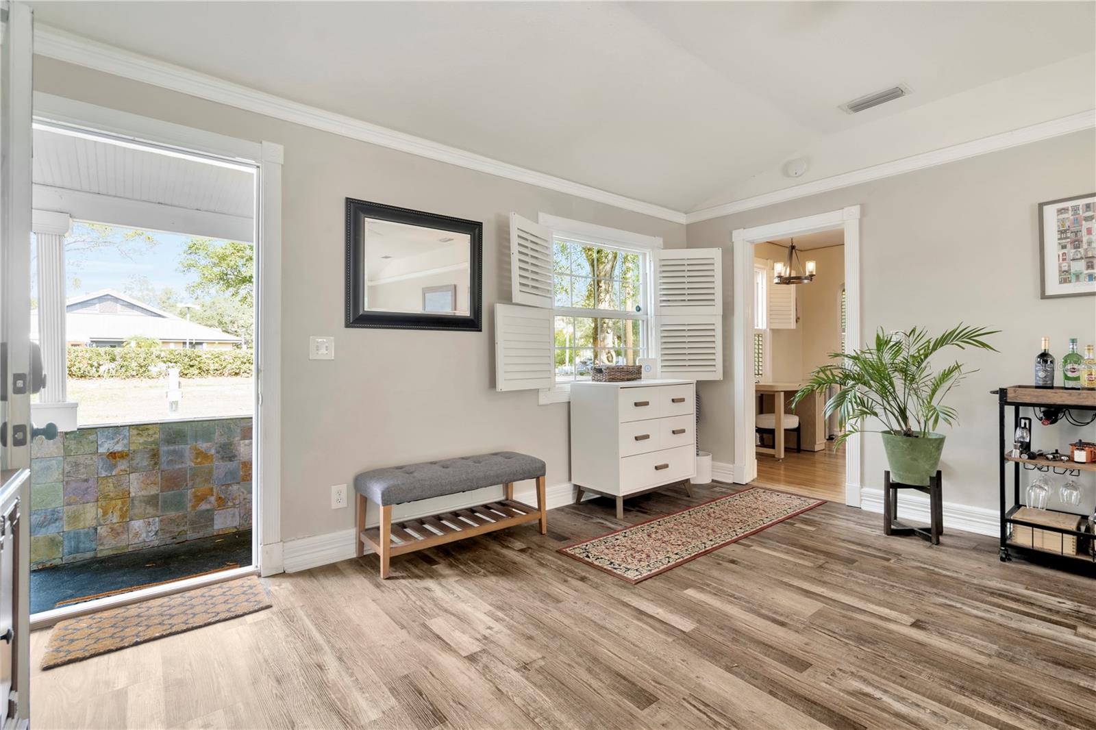 3002 W ALLINE AVE, TAMPA, FL, 33611