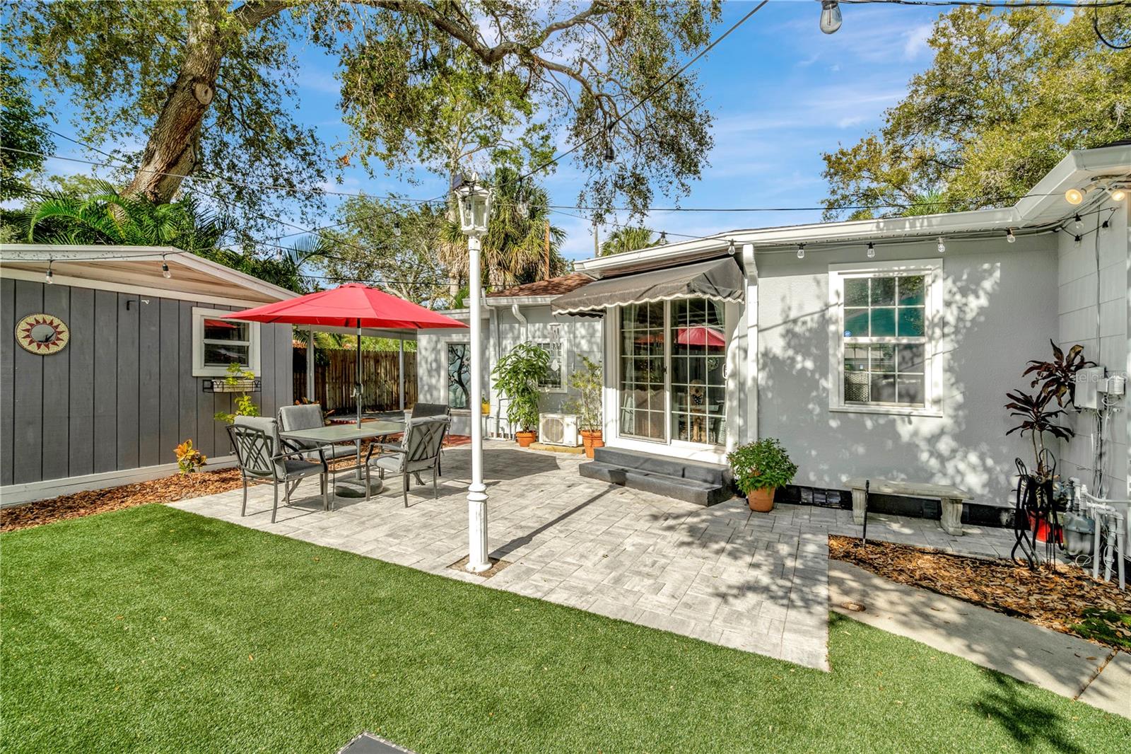 3002 W ALLINE AVE, TAMPA, FL, 33611