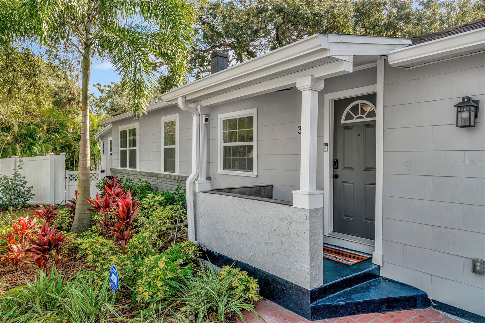 3002 W ALLINE AVE, TAMPA, FL, 33611