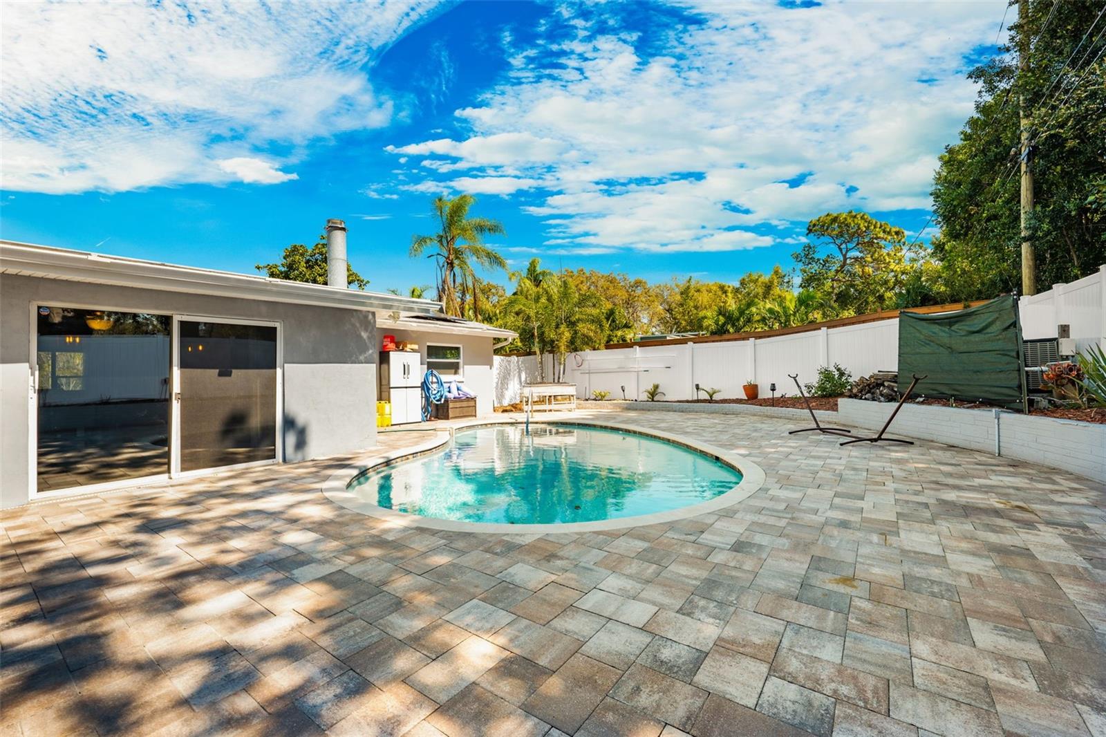 1247 HOLIDAY DR, TARPON SPRINGS, FL, 34689