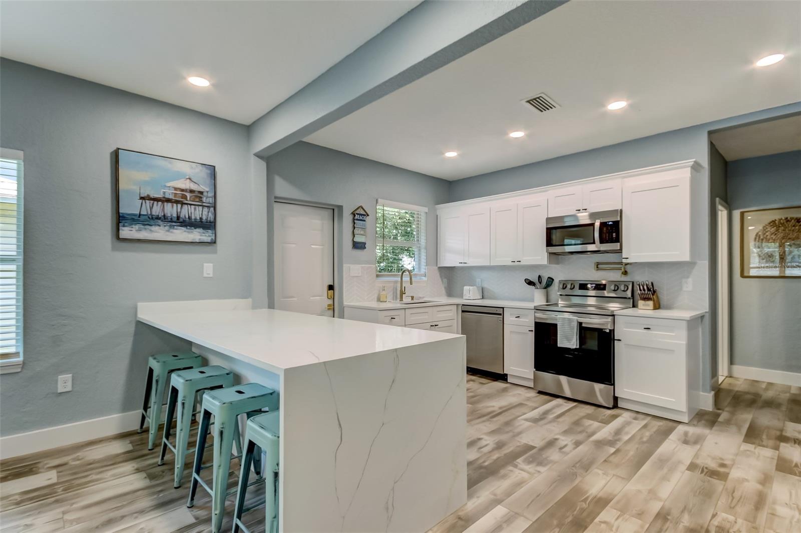 207 and 209 PALMETTO ST, NEW SMYRNA BEACH, FL, 32168