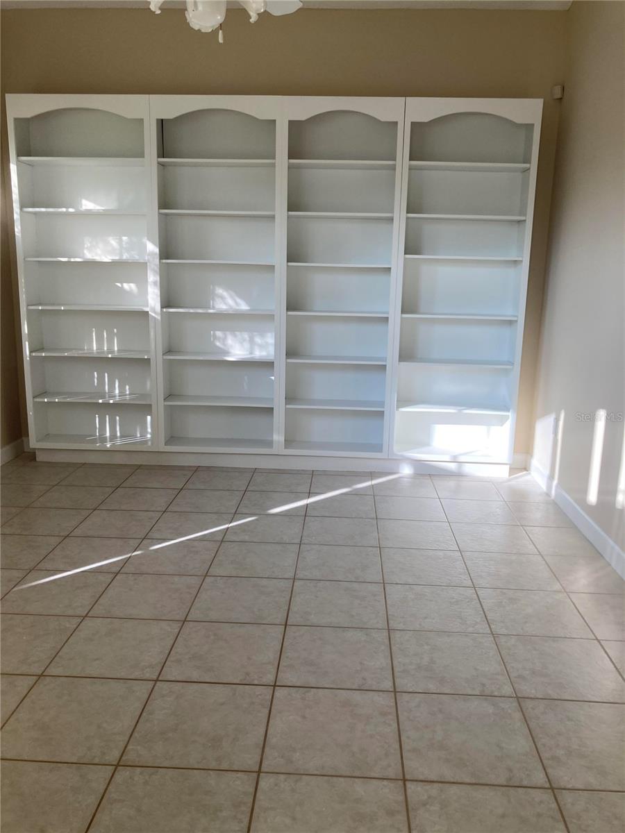 2733 MCNAIR DR, PALM HARBOR, FL, 34683