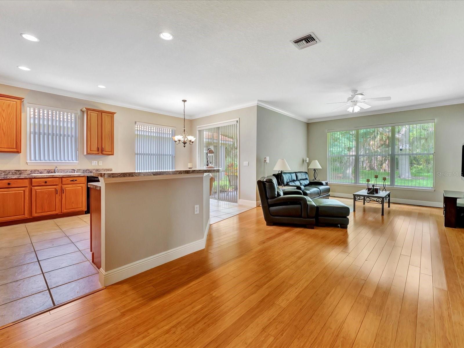 A4615182 Property Photo