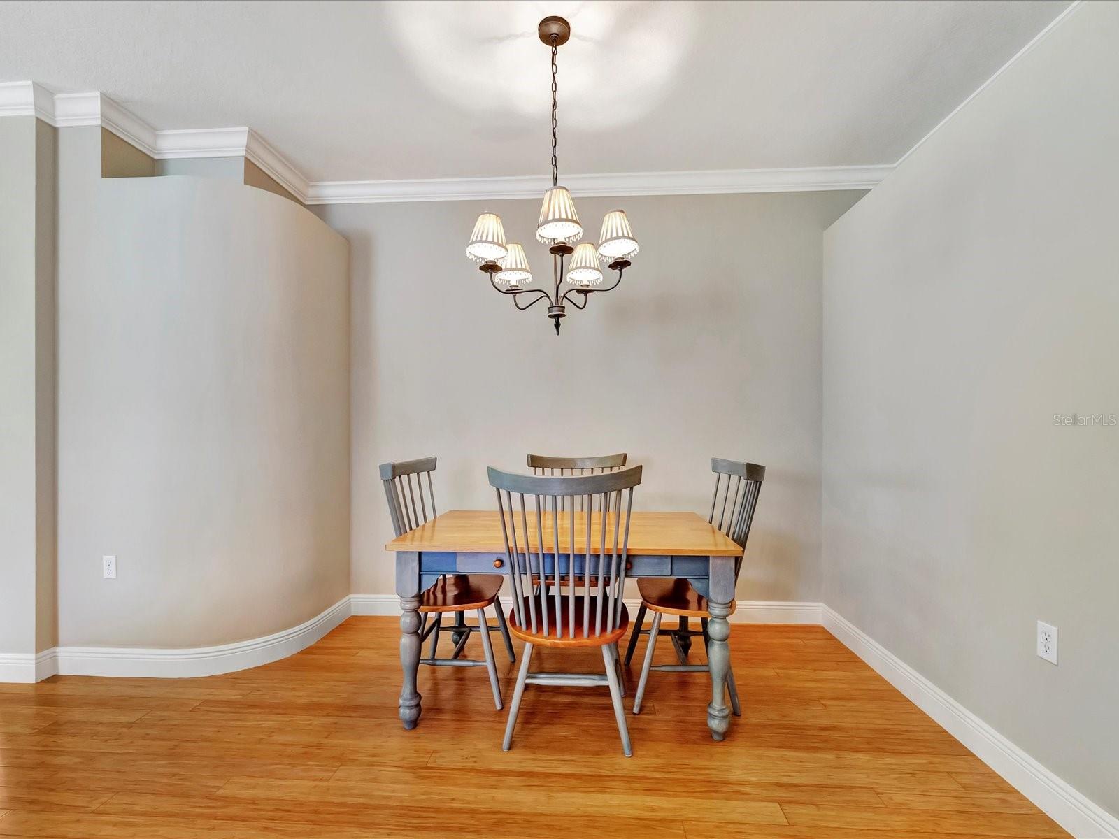 A4615182 Property Photo