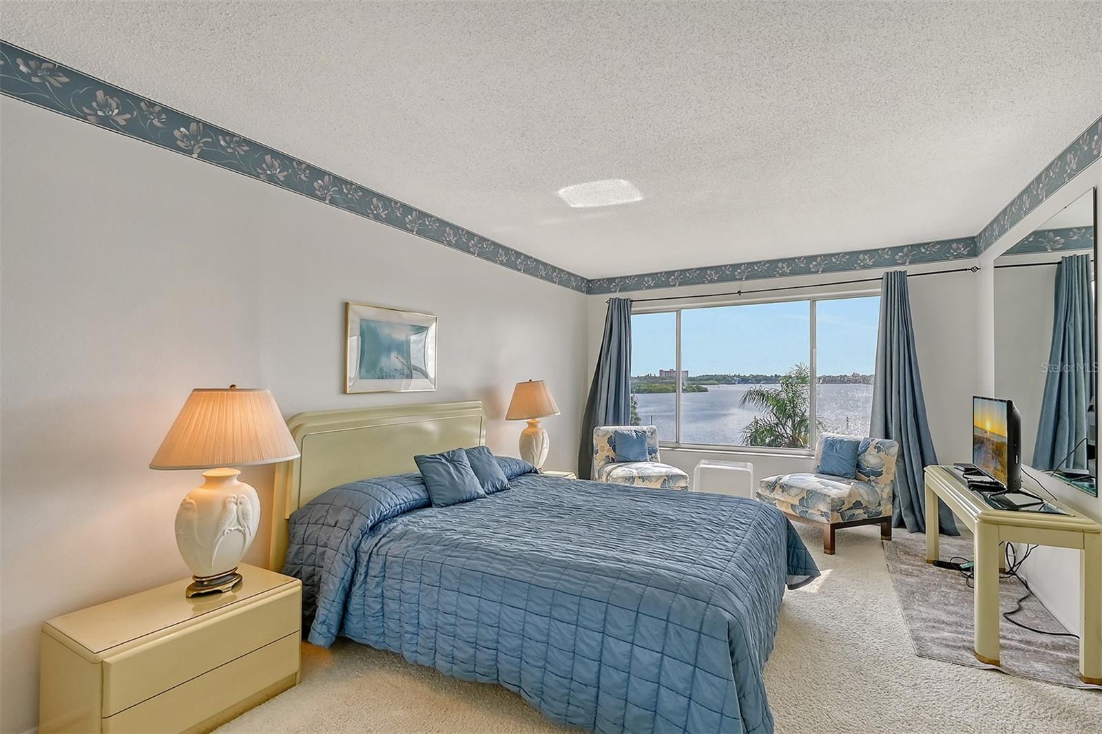 8911 MIDNIGHT PASS RD #410, SARASOTA, FL, 34242