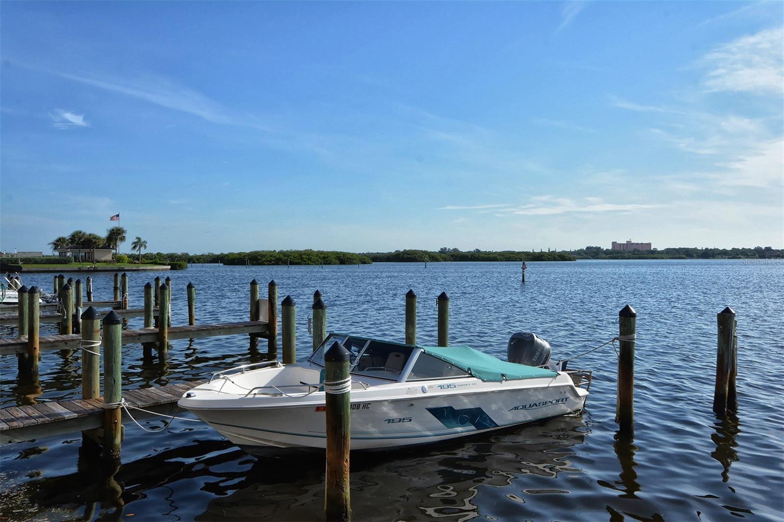 8911 MIDNIGHT PASS RD #410, SARASOTA, FL, 34242