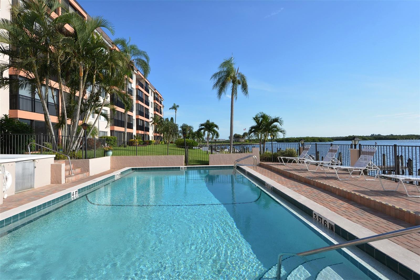 8911 MIDNIGHT PASS RD #410, SARASOTA, FL, 34242