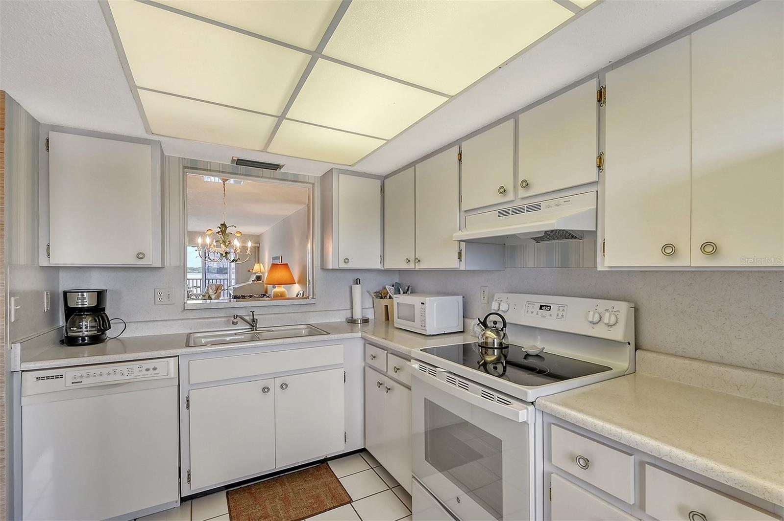 8911 MIDNIGHT PASS RD #410, SARASOTA, FL, 34242
