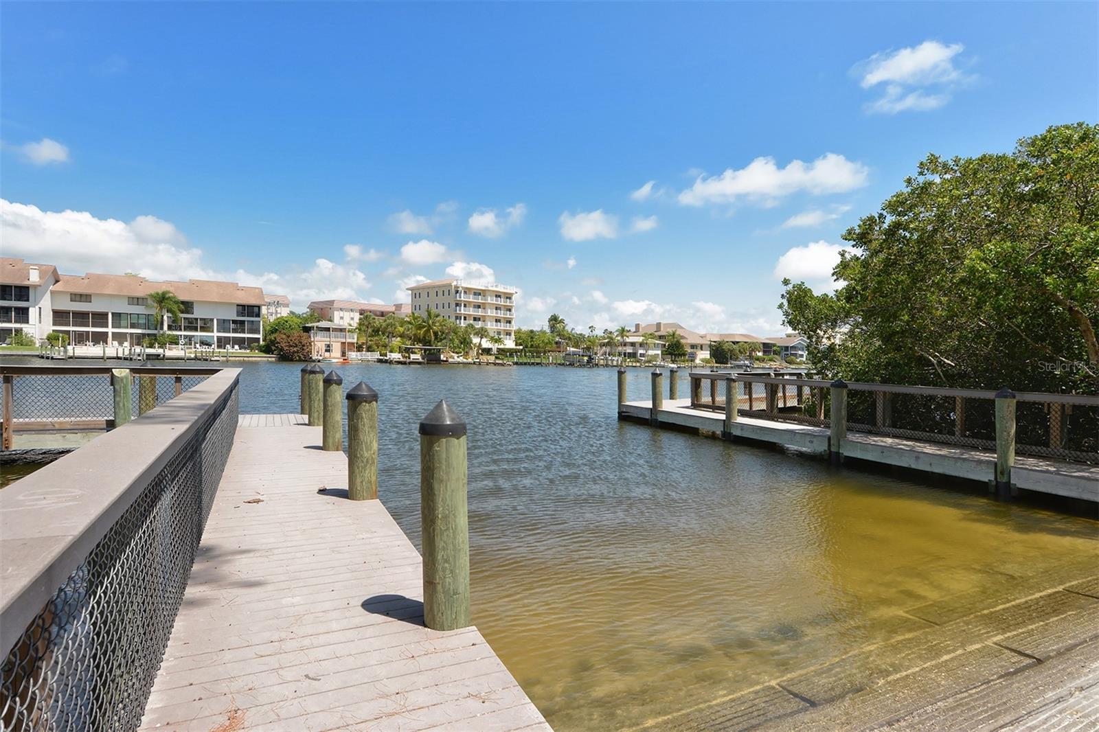 8911 MIDNIGHT PASS RD #410, SARASOTA, FL, 34242