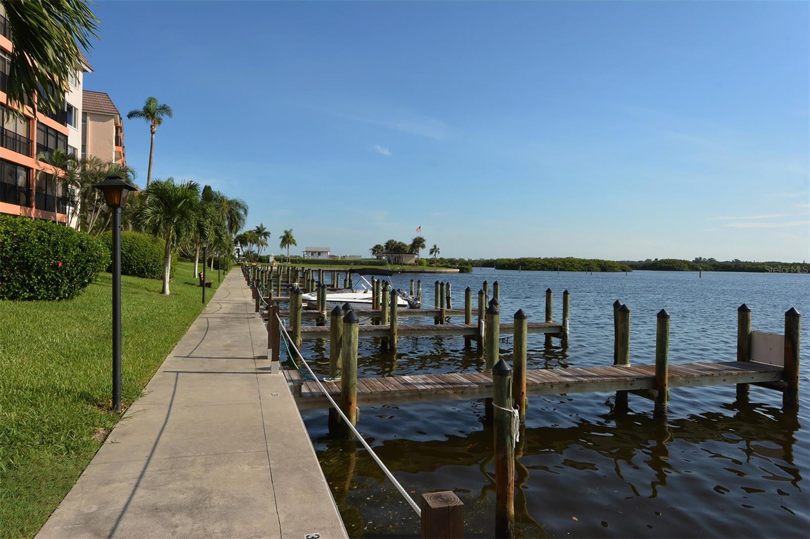 8911 MIDNIGHT PASS RD #410, SARASOTA, FL, 34242